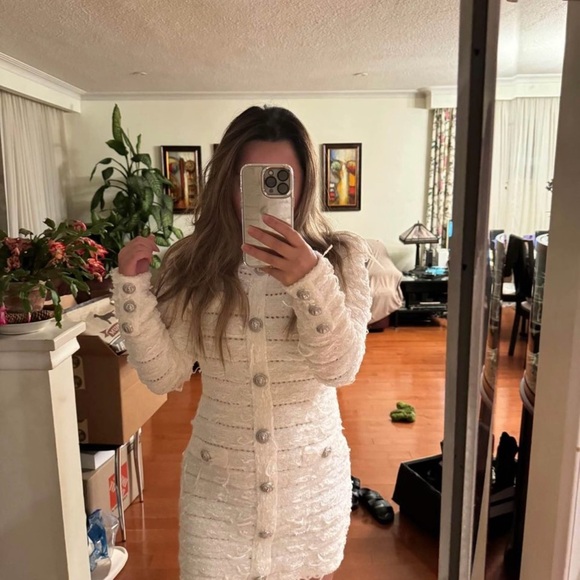 Balmain Short White Tweed Dress With Silver Embossed Buttons - Picture 7 of 7